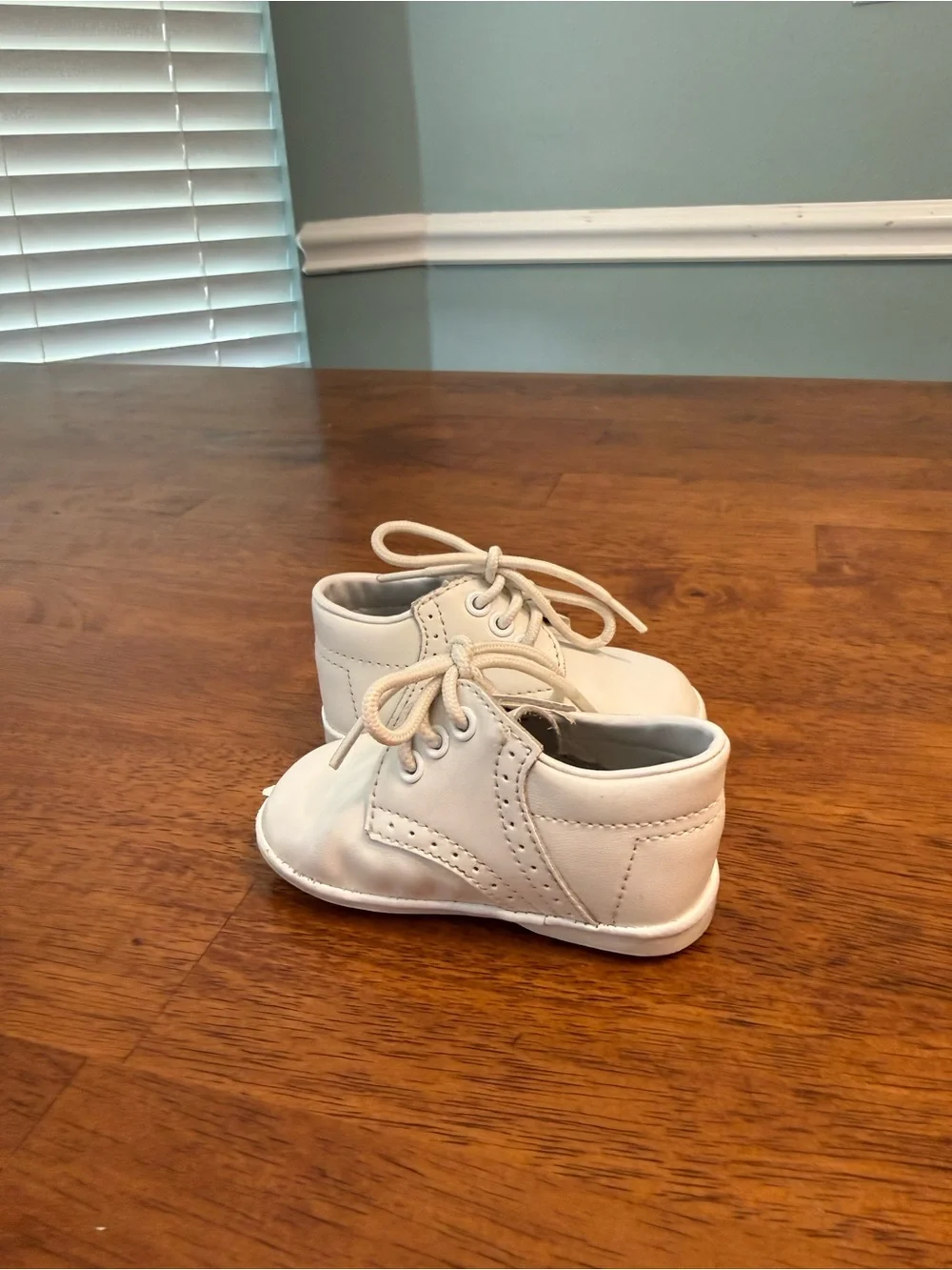 L'Amour Angel James White Leather High Top Lace Up Oxford Baby Walking Shoes 2